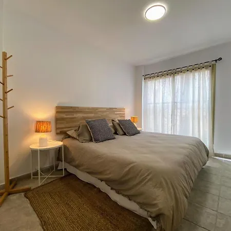 V.v. Tagoro 公寓 *